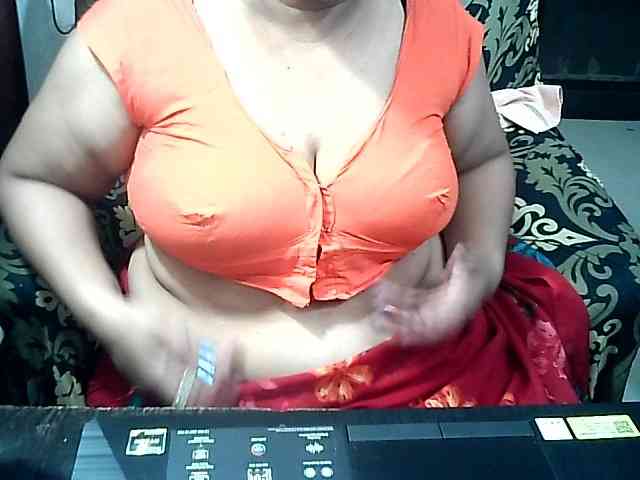 Indianbhabhimilf40 webcam