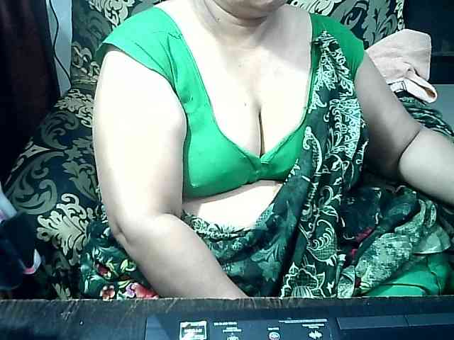 Indianbhabhimilf40 webcam