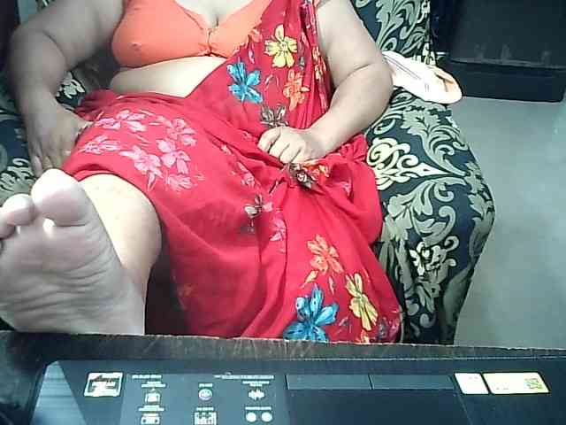 Indianbhabhimilf40 webcam