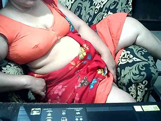 Indianbhabhimilf40 webcam