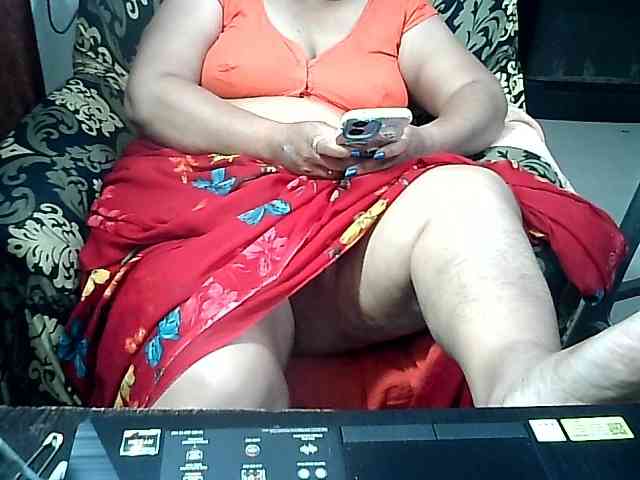 Indianbhabhimilf40 webcam