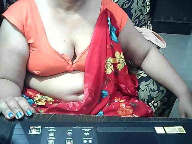 Indianbhabhimilf40 webcam