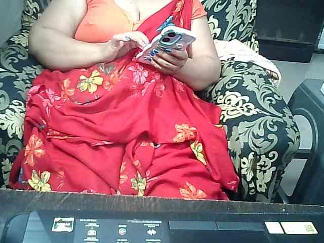 Indianbhabhimilf40 webcam