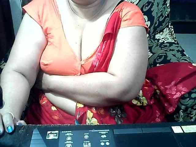 Indianbhabhimilf40 webcam