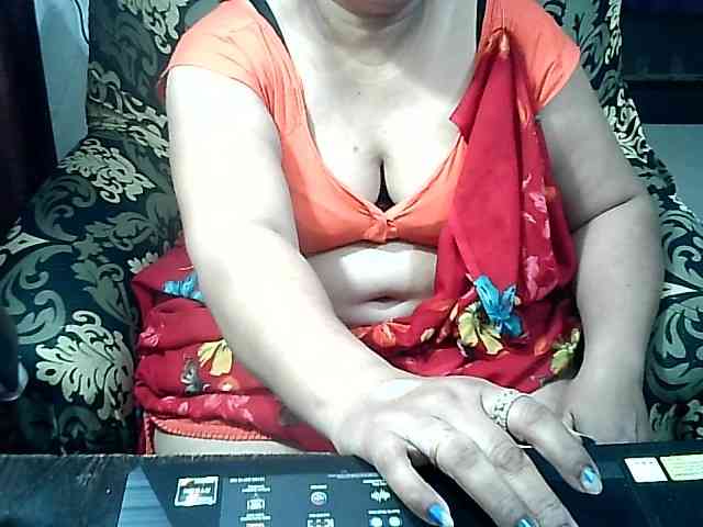 Indianbhabhimilf40 webcam