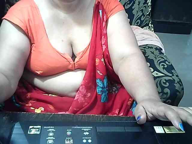 Indianbhabhimilf40 webcam