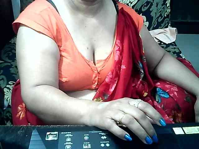 Indianbhabhimilf40 webcam