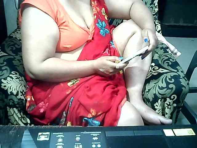 Indianbhabhimilf40 webcam