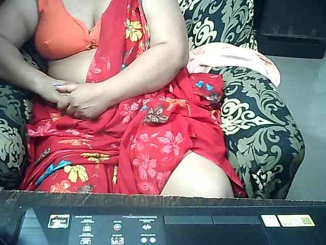 Indianbhabhimilf40 webcam