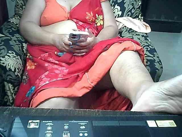 Indianbhabhimilf40 webcam