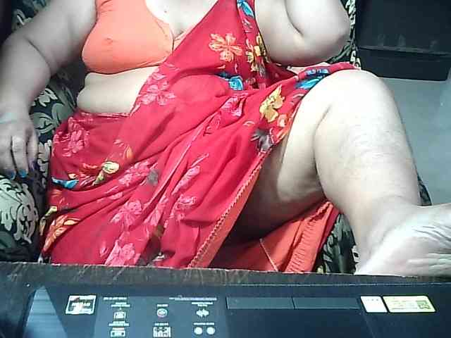 Indianbhabhimilf40 webcam