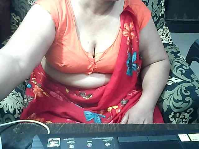 Indianbhabhimilf40 webcam