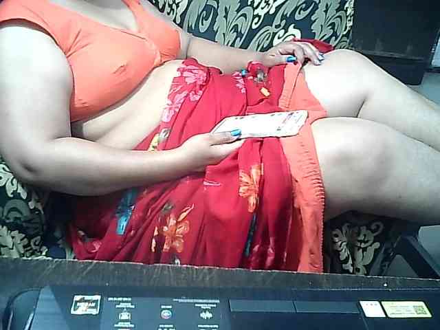 Indianbhabhimilf40 webcam