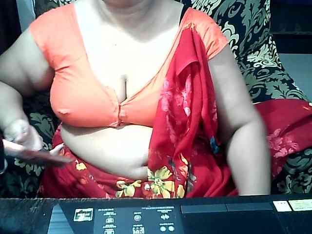 Indianbhabhimilf40 webcam