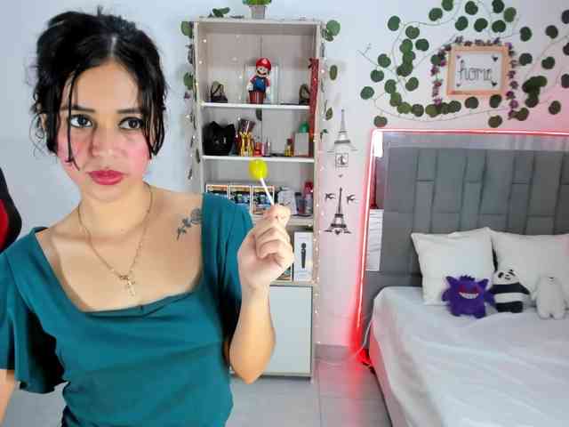 kittyscoot webcam
