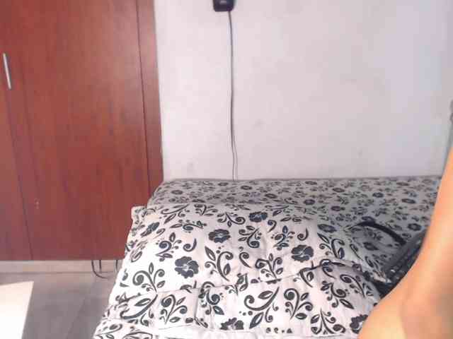 nicolle-sanders webcam