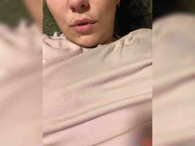 Lali14 webcam