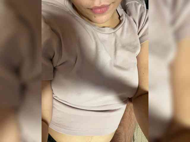Lali14 webcam