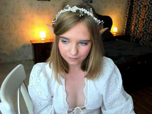 LunaCosplay webcam