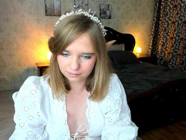 LunaCosplay webcam