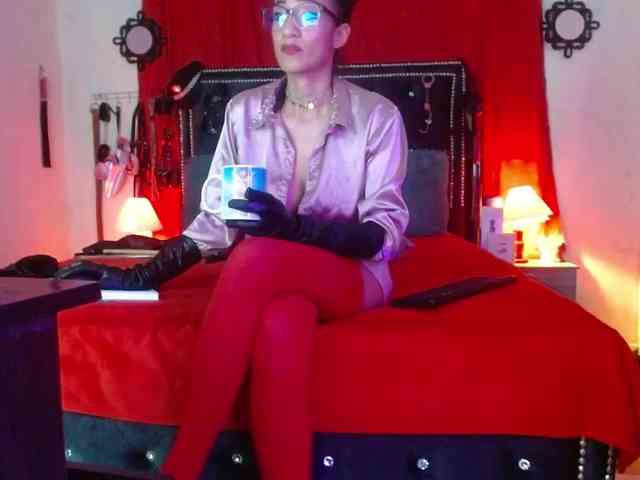 Ameliemartinez webcam