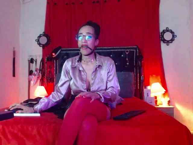 Ameliemartinez webcam