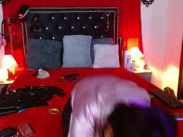 Ameliemartinez webcam