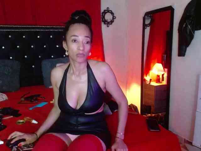 Ameliemartinez webcam