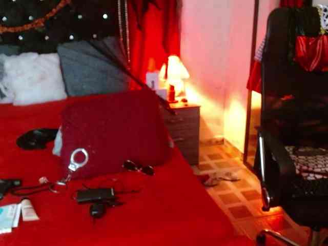 Ameliemartinez webcam