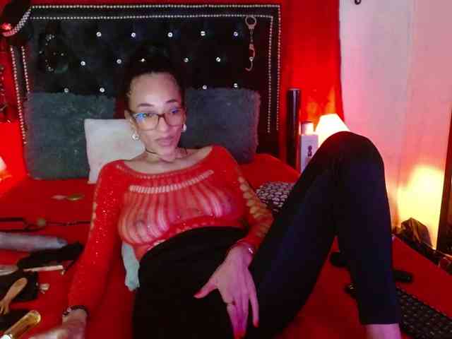 Ameliemartinez webcam
