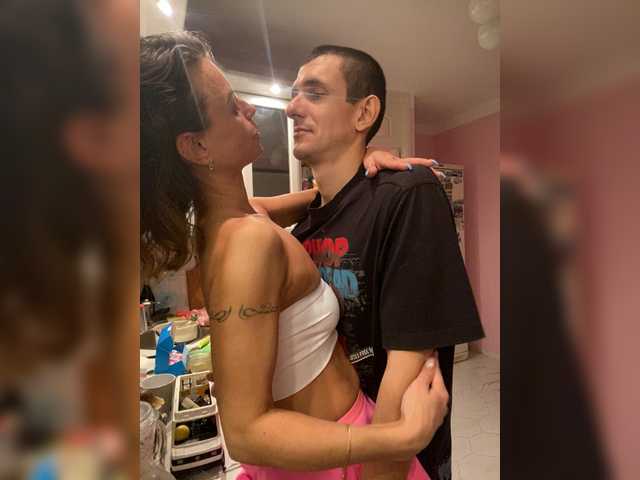 Entra en el chat con el modelo And-Liziantus And-Liziantus