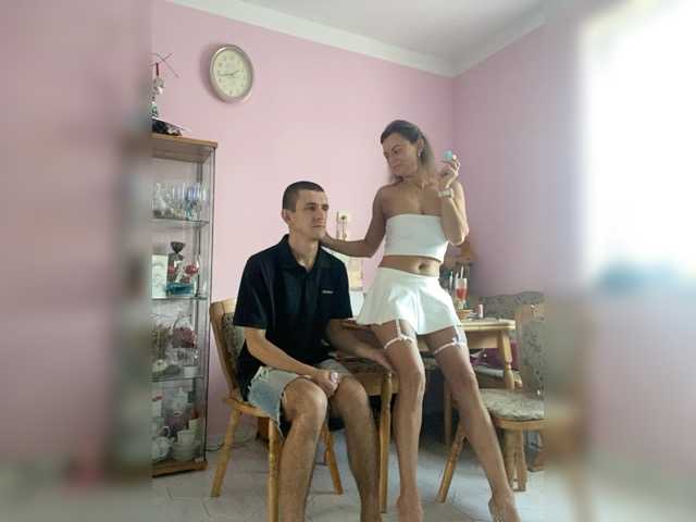 Entra en el chat con el modelo And-Liziantus And-Liziantus