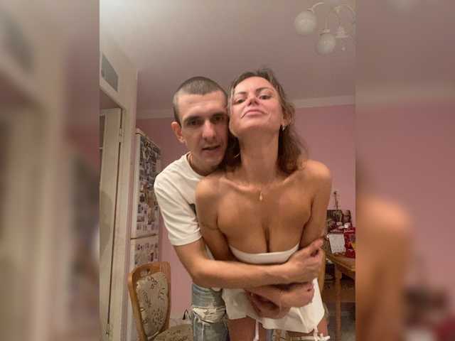 Entrez le videochat erotique avec le
modèle And-Liziantus And-Liziantus