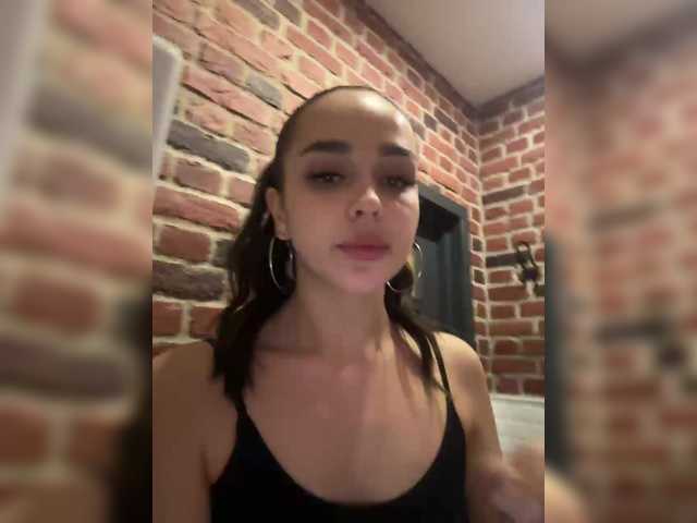 Vai a chattare su -Sasha-Orlova- -Sasha-Orlova-