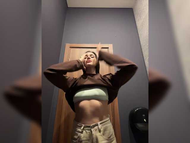 Accedi alla chat con il nickname -Sasha-Orlova- -Sasha-Orlova-