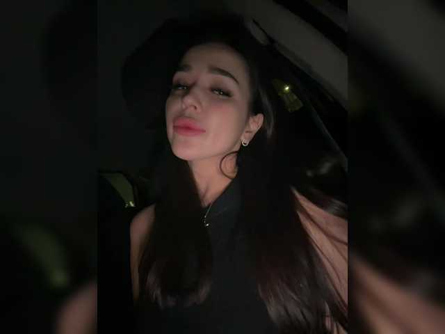 Vai a chattare su -Sasha-Orlova- -Sasha-Orlova-