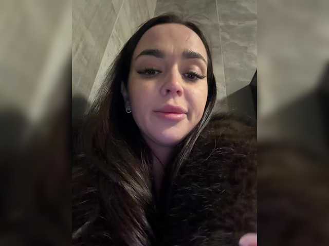 Vai a chattare su -Sasha-Orlova- -Sasha-Orlova-