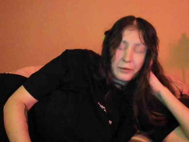 TemptingFable webcam