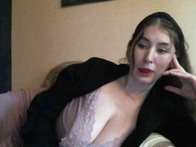 TemptingFable webcam