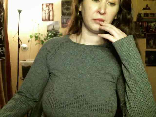 TemptingFable webcam