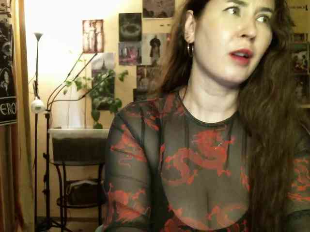 TemptingFable webcam