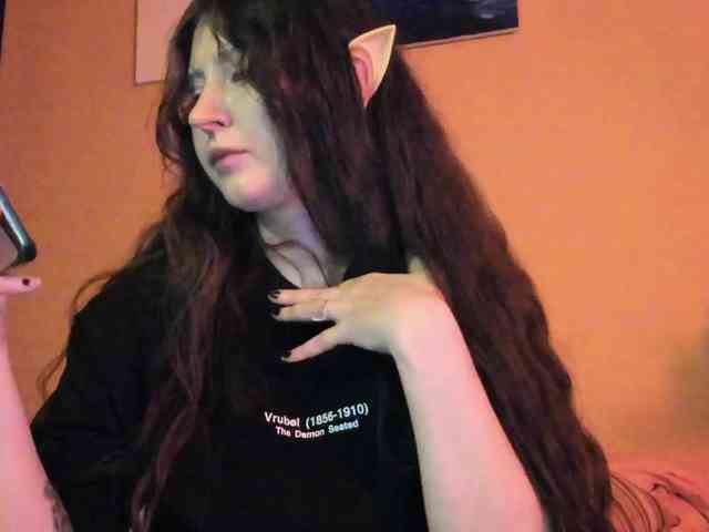 TemptingFable webcam