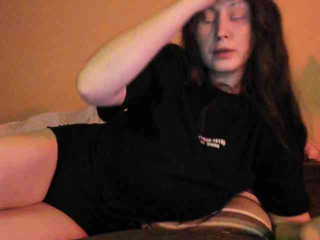 TemptingFable webcam