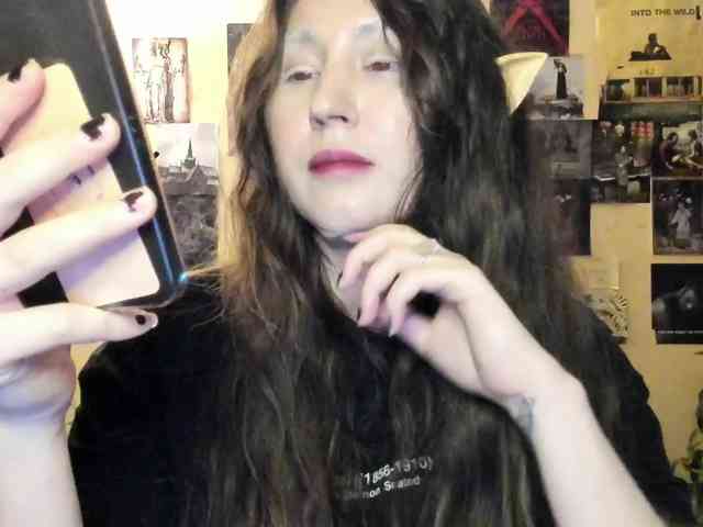 TemptingFable webcam