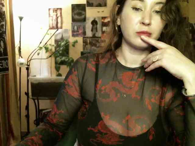 TemptingFable webcam