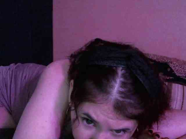 TemptingFable webcam