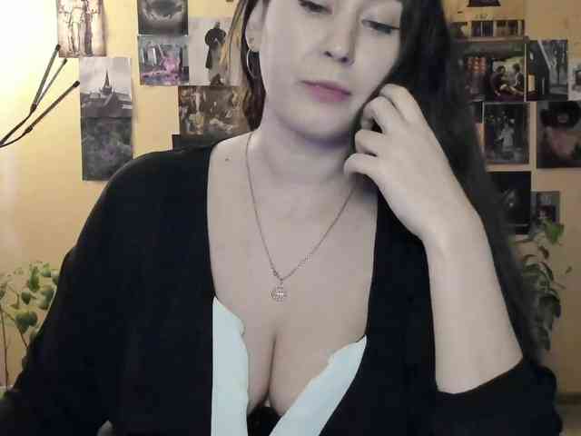 TemptingFable webcam