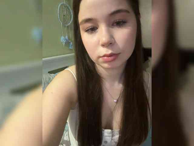 kikikiraa webcam