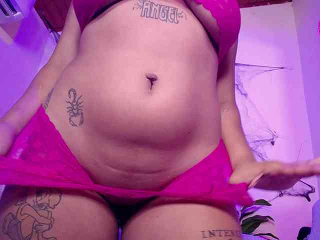 chloe-tgn webcam