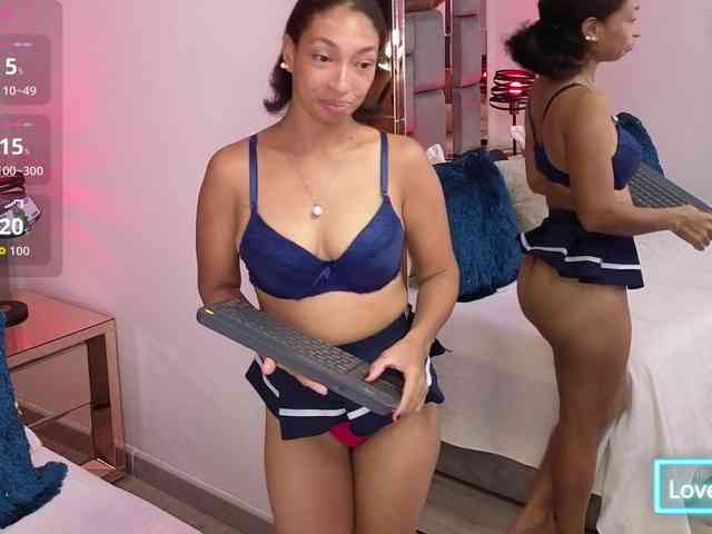 KatyMonrow webcam
